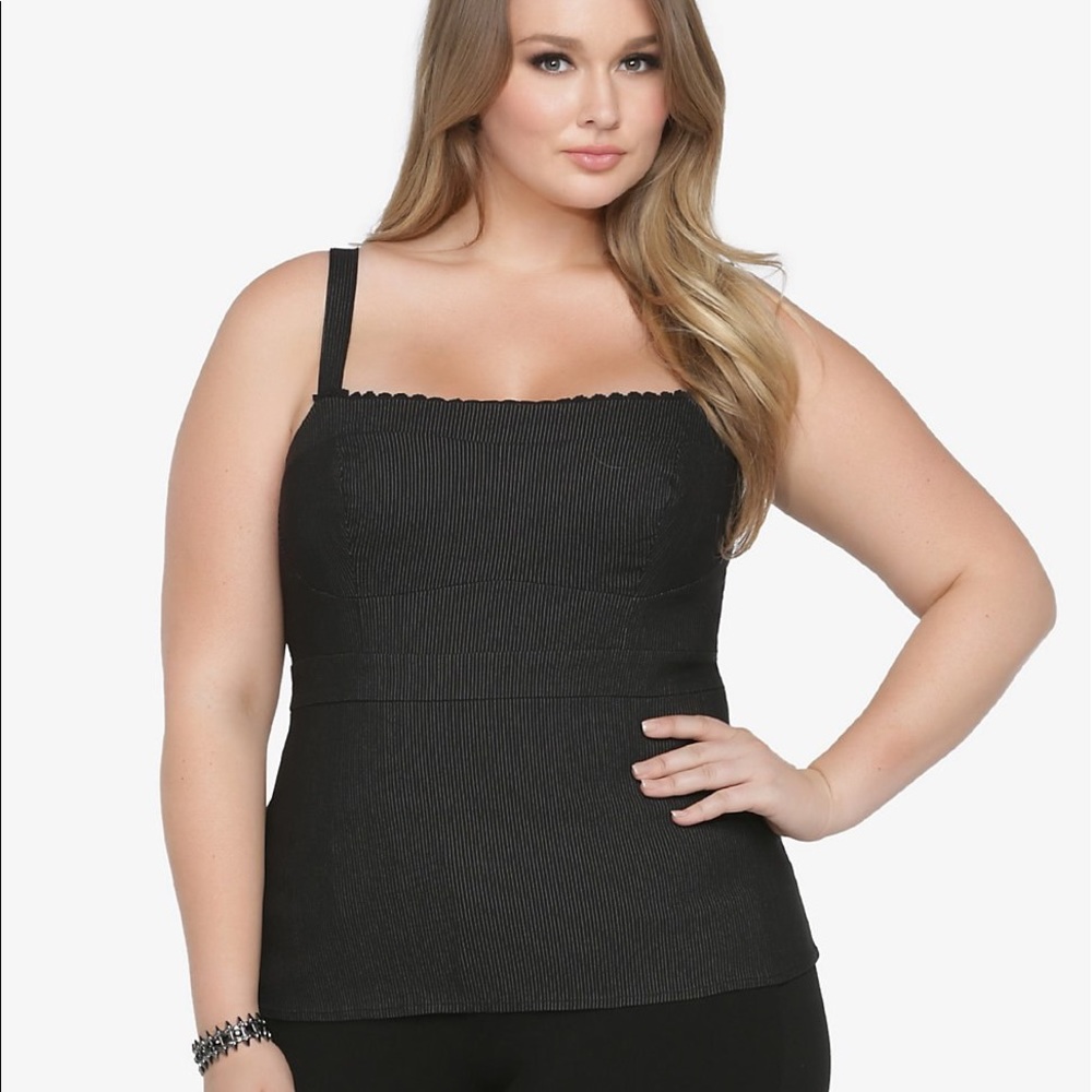🔥 SALE NWOT Torrid 3X Fitted Pinstripe Stretch